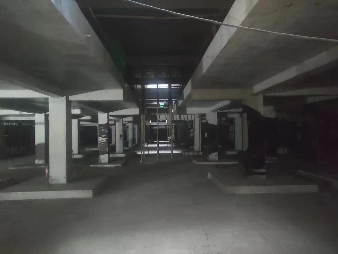 赤峰山东又一个上海博普LOFT车库拔地而起